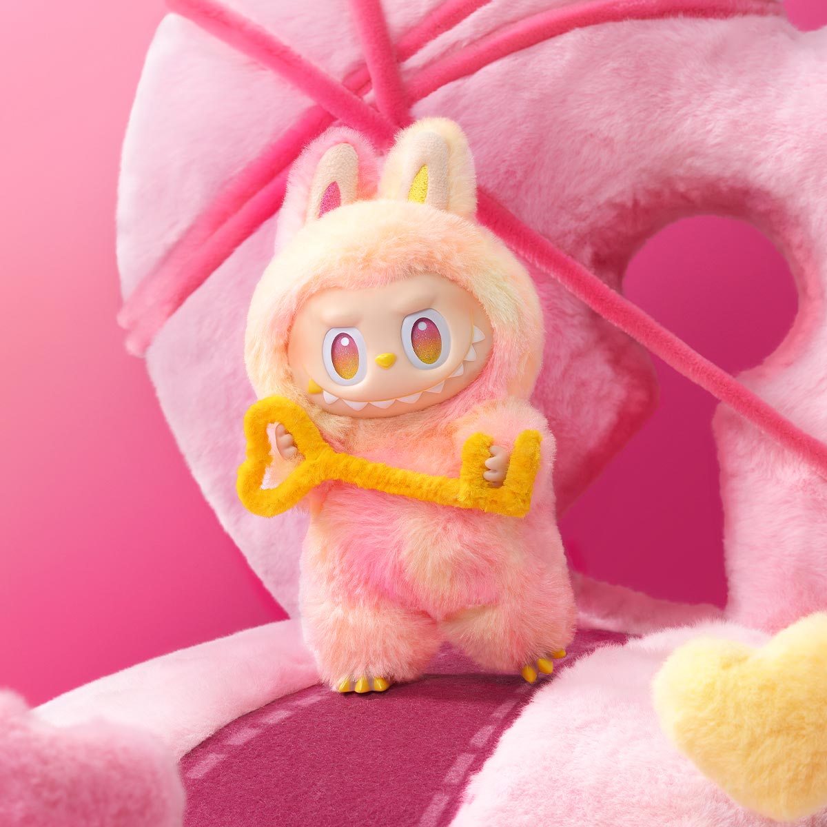 Labubu Big into Energy Series Vinyl Plush Pendant